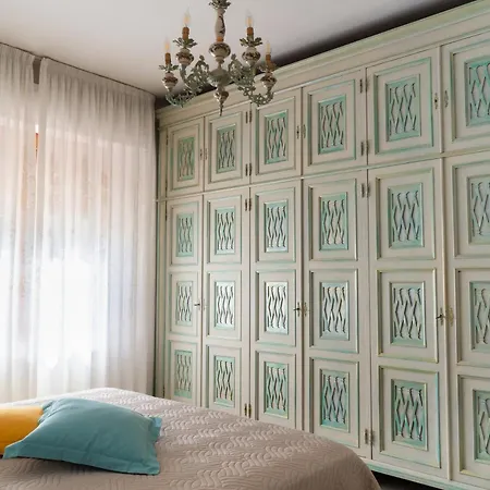 Апартаменты Casa Italia - Con Giardino